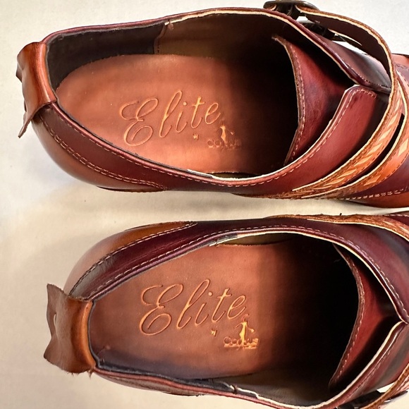 Elite Corkys Women’s Size 8 Vintage Look Marigold Double Strap Leather Shootie - Picture 4 of 11